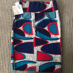 LuLaRoe Cassie size XS